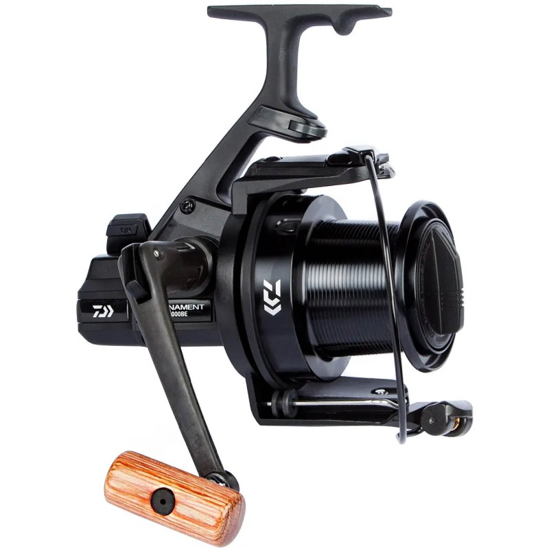 Kołowrotek Daiwa Tournament S 5000 BE (Black Edition)