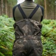 Spodnie/ Ogrodniczki Nash Zero Tolerance Helluva Waterproof Bib and Brace Camo - S