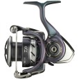 Kołowrotek Daiwa 24 Regal LT 4000D-CXH - widok z drugiej strony (wizualizacja)